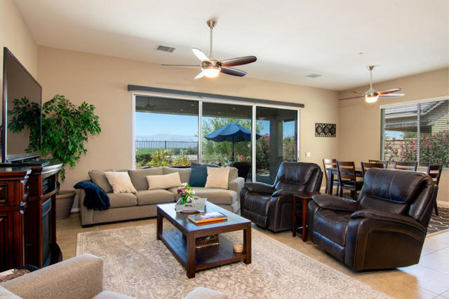 Image 7 of 54 For 85071 Stazzano Place