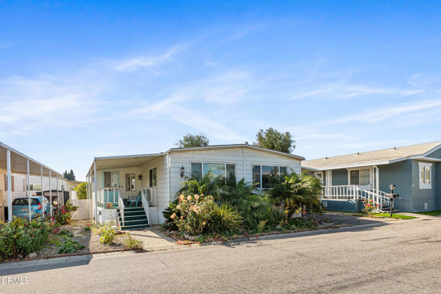 Detail Gallery Image 5 of 46 For 33 Heather Way #33,  Ventura,  CA 93004 - 2 Beds | 2 Baths