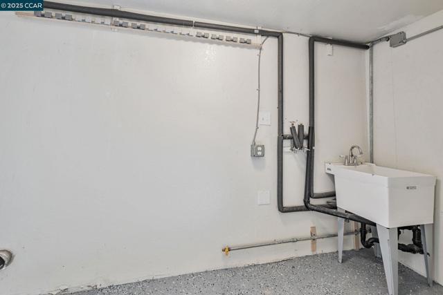 259 Los Altos Pl, American Canyon CA: https://media.crmls.org/mediaz/b8910924-adaa-4a82-8b08-f52a0cede772.jpg