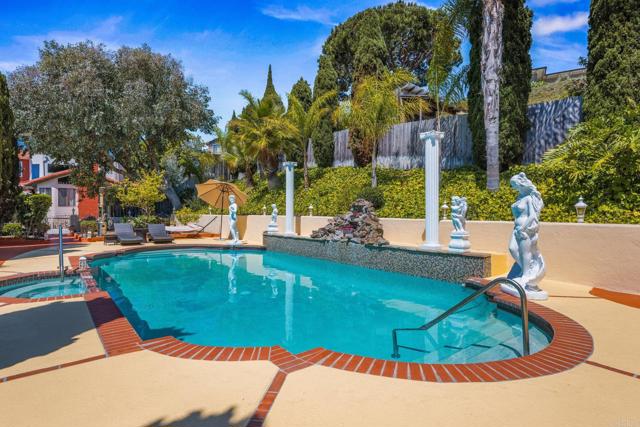 4770 Jellett Street, San Diego CA: https://media.crmls.org/mediaz/b89145e8-6327-42b6-9d34-1e6e96f8f662.jpg
