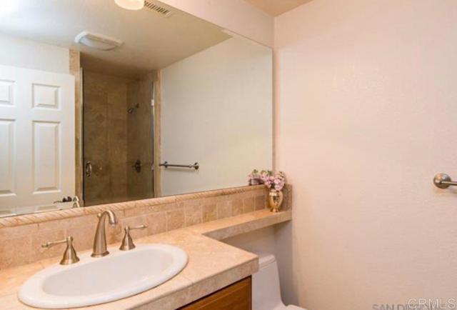 1317 Caminito Balada, La Jolla CA: https://media.crmls.org/mediaz/b8916458-066b-40c0-b2a1-9bd140bf2e9a.jpg