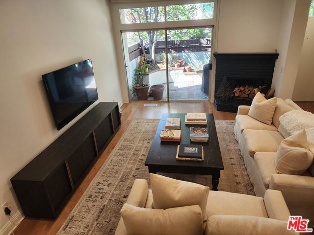 Drew Fenton | 1546 Palisades Drive Pacific Palisades CA | MLS: 7326180