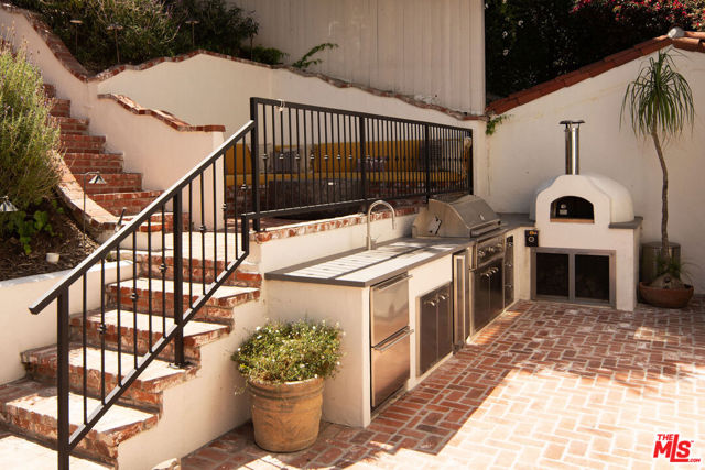 2003 El Cerrito Place, Los Angeles CA: https://media.crmls.org/mediaz/b89239a1-c3d8-4e83-a06a-b4f13e45e1b9.jpg