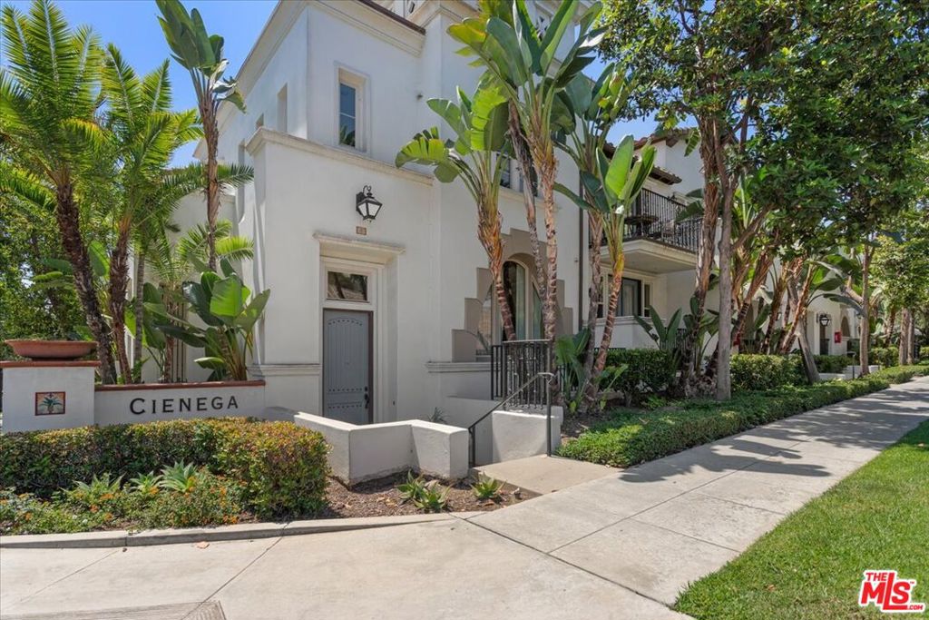 1749 Grand Avenue #6