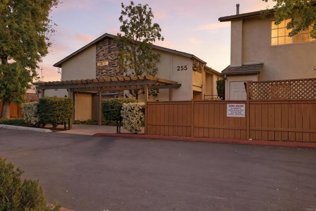 Detail Gallery Image 32 of 32 For 255 S 2nd Street #7,  El Cajon,  CA 92019 - 3 Beds | 2 Baths