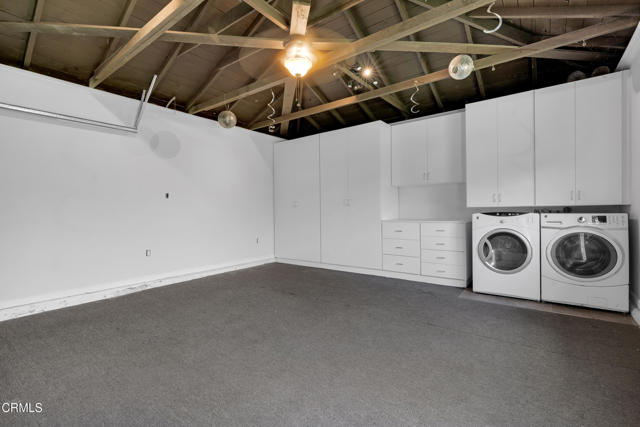 7933 Kenyon Avenue, Los Angeles CA: https://media.crmls.org/mediaz/b8952be0-d309-4540-a931-5f19a11a6716.jpg