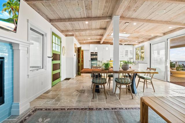 Detail Gallery Image 13 of 60 For 1615 Ocean Front St, San Diego,  CA 92107 - 2 Beds | 2 Baths