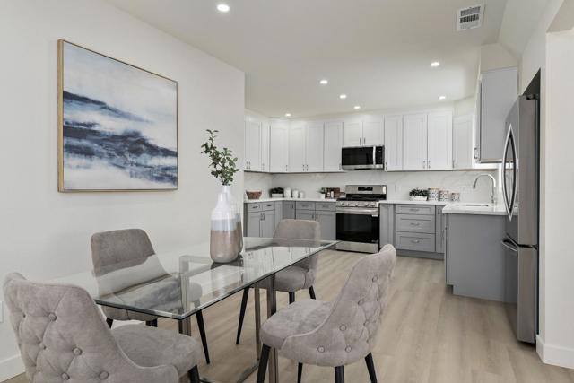 270 N 26th Street, San Jose CA: https://media.crmls.org/mediaz/b896a024-54d5-4121-8eda-8c1ffd921906.jpg