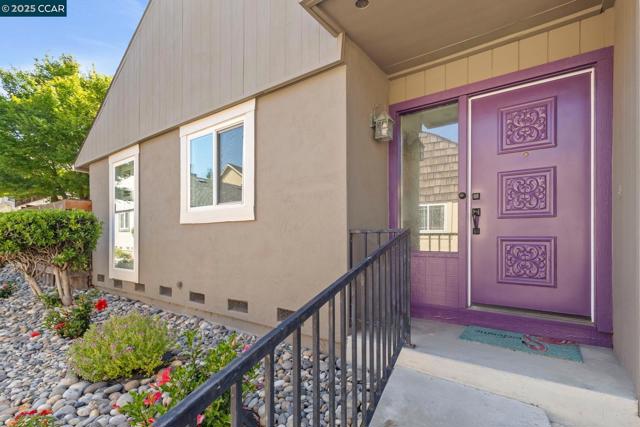 1911 Morse St, Santa Clara CA: https://media.crmls.org/mediaz/b897287c-760b-4c5d-beca-afe0f9ef5370.jpg