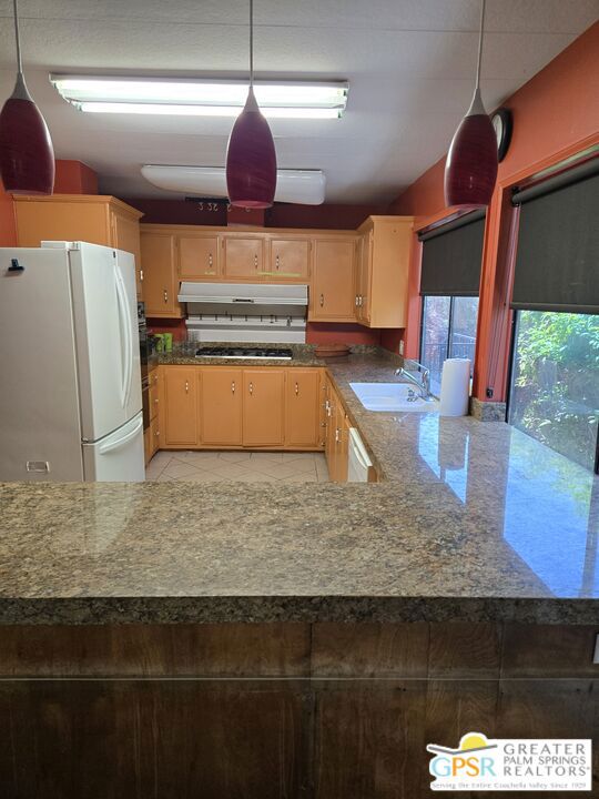 1067 Via Grande, Cathedral City CA: https://media.crmls.org/mediaz/b898b76f-c705-4c07-a7e5-8190a6c9ee8a.jpg