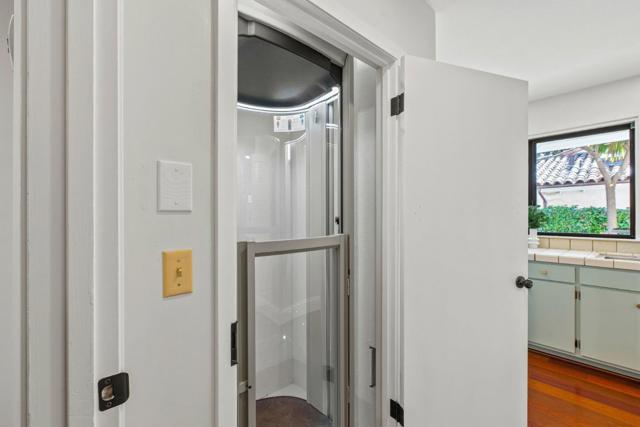 320 Cliff Drive, Aptos CA: https://media.crmls.org/mediaz/b898c1a7-ece6-4dc2-aea5-e23fd28a6309.jpg