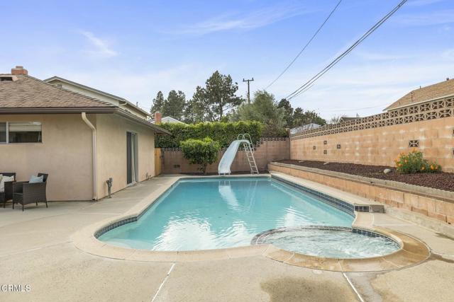 Cool yard with pool