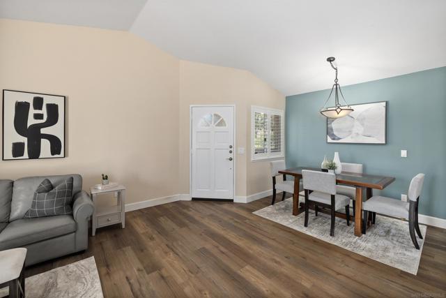11320 Camino Playa Cancun, San Diego CA: https://media.crmls.org/mediaz/b8996f7f-442a-46fb-ad3a-4c25d92afb8b.jpg