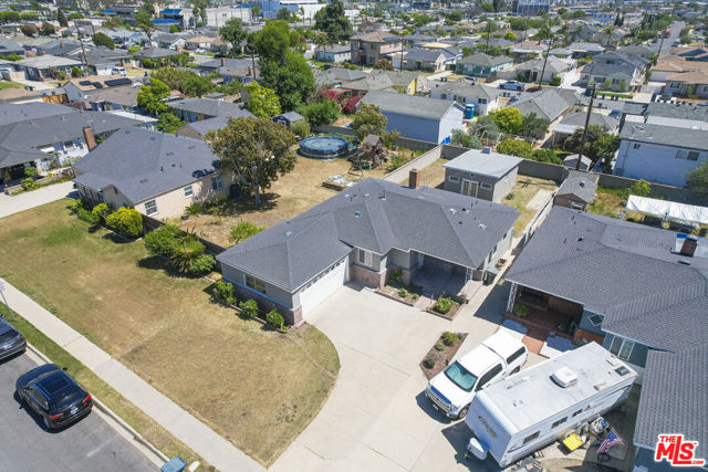 1930 W 153rd Street, Gardena CA: https://media.crmls.org/mediaz/b8996f97-6ca2-4078-add9-d7ba86e0b71d.jpg