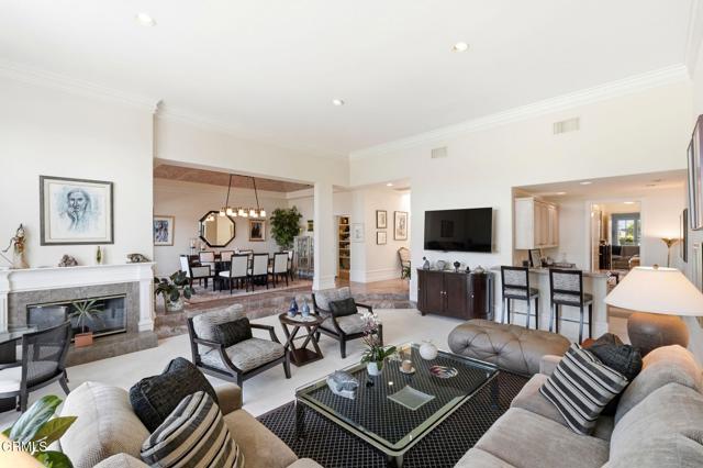 Detail Gallery Image 6 of 72 For 2317 Canyonback Rd, Los Angeles,  CA 90049 - 5 Beds | 5/1 Baths