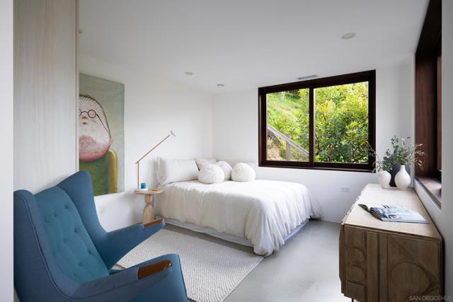 3016 Rogers Street, San Diego CA: https://media.crmls.org/mediaz/b89ac48b-0273-42fd-a6d8-6788e3189f0f.jpg