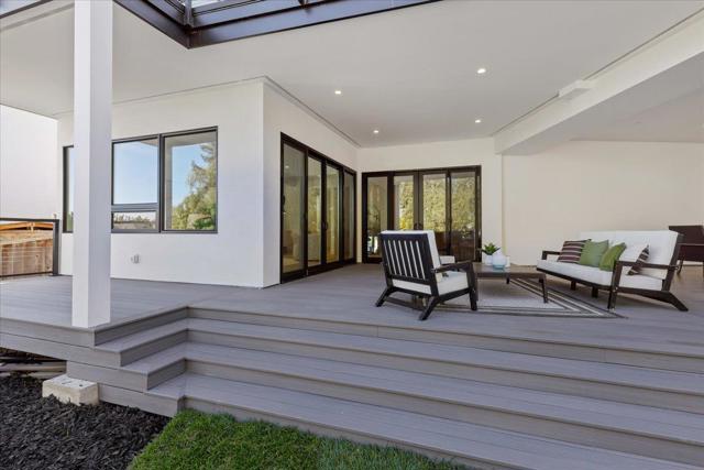 61 HILLTOP Drive, San Carlos CA: https://media.crmls.org/mediaz/b89b304a-aa10-40b3-8351-7d74bdbedb07.jpg