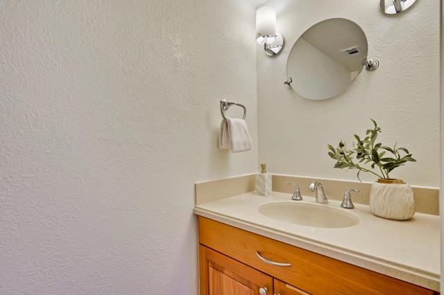 620 Willowgate Street, Mountain View CA: https://media.crmls.org/mediaz/b89c031e-4c8a-40bc-8e38-59d8c119d71e.jpg