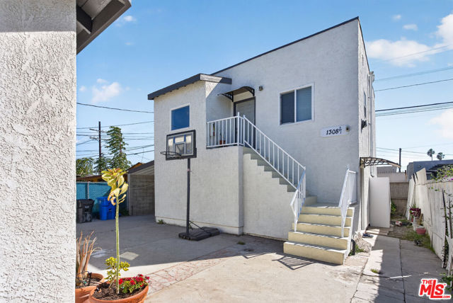 1308 West 53rd Street photo 22