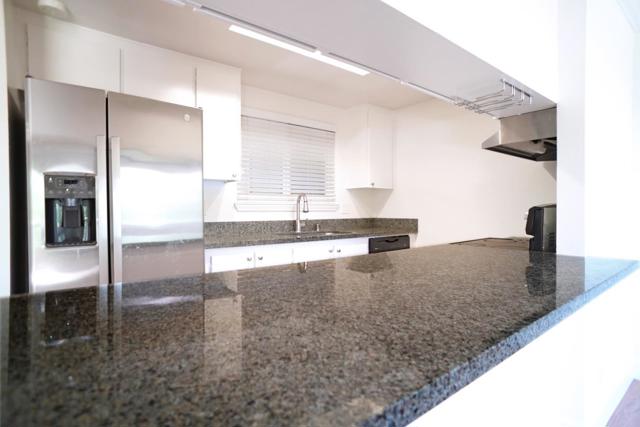 110 E Middlefield Road, Mountain View CA: https://media.crmls.org/mediaz/b89d1e62-f345-4bf5-a2f8-cf2812de9ccf.jpg