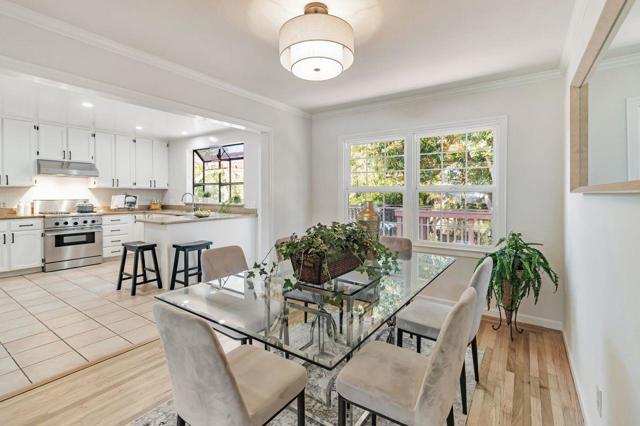 833 Alameda De Las Pulgas, Belmont CA: https://media.crmls.org/mediaz/b89df205-3393-418c-ab3a-19ddcd31f5f4.jpg