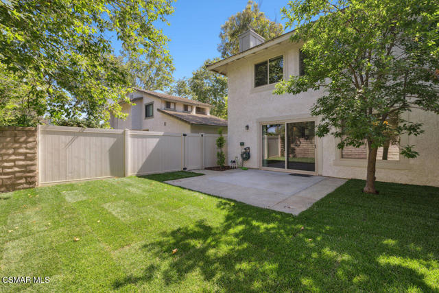 2619 Calle Hermosa, Thousand Oaks CA: https://media.crmls.org/mediaz/b89ee2d6-a853-4841-9ef7-a6c11410a9ca.jpg