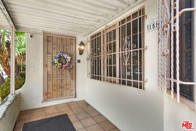 1558 Ellsmere Avenue, Los Angeles CA: https://media.crmls.org/mediaz/b89f5f2c-5156-4774-a2fb-21d0ffac0fda.jpg