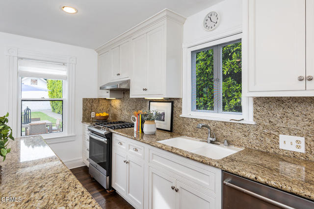 Detail Gallery Image 17 of 41 For 261 S Allen Ave, Pasadena,  CA 91106 - 3 Beds | 2 Baths