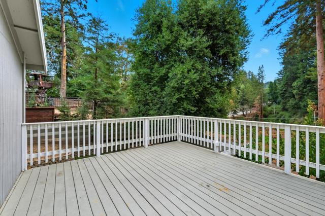 21564 Mary Alice Way, Los Gatos CA: https://media.crmls.org/mediaz/b8a084d7-3243-43bb-9d19-8633a16d7346.jpg