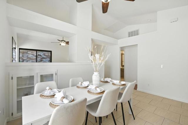 9345 Ivydale Circle, Elk Grove CA: https://media.crmls.org/mediaz/b8a08a3d-e112-48aa-a979-1b9ea70eaf91.jpg