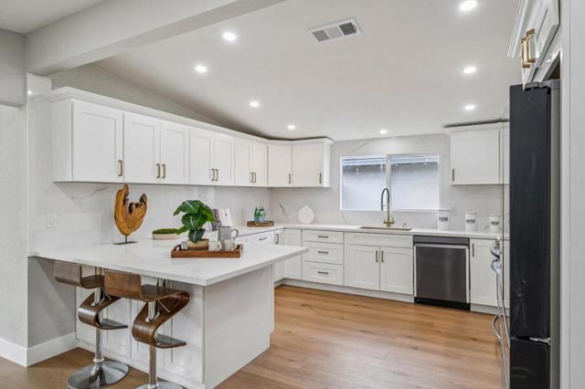 4412 Millard Avenue, Fremont CA: https://media.crmls.org/mediaz/b8a0a3da-93a7-47a5-965b-12156dda10e3.jpg