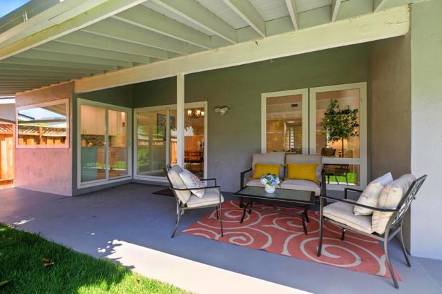 266 El Portal Way, San Jose CA: https://media.crmls.org/mediaz/b8a15ce9-3e0d-4626-b8a5-8635a296156b.jpg
