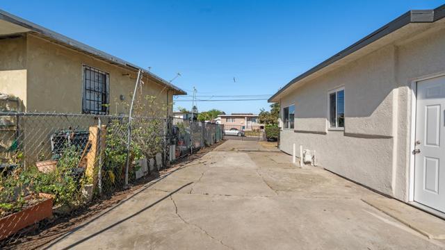 Detail Gallery Image 30 of 34 For 846 44th St, San Diego,  CA 92102 - 4 Beds | 2 Baths
