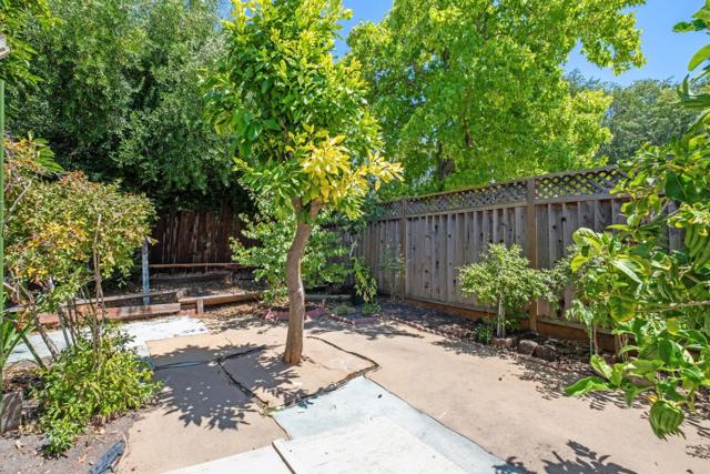 466 Prada Drive, Milpitas CA: https://media.crmls.org/mediaz/b8a3ac72-177d-4a4c-aaac-2bd6c7ec2ca3.jpg