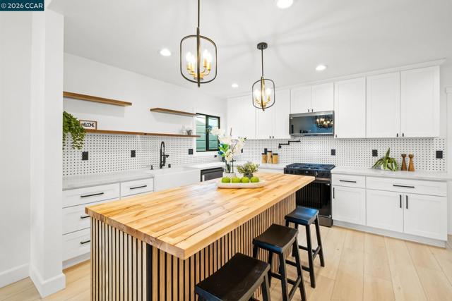 Image 10 of 30 For 1920 Linden St