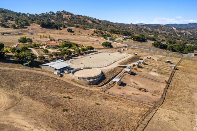 350 San Benancio Road, Salinas CA: https://media.crmls.org/mediaz/b8a3be96-202d-4922-bb1b-a8a1c60dac55.jpg