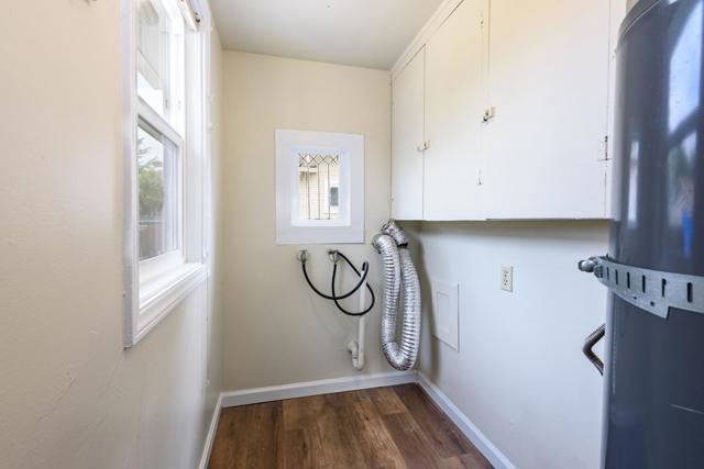 715 Tupper Street, Santa Rosa CA: https://media.crmls.org/mediaz/b8a47d1e-e91d-4e59-ab4e-497c00eccf98.jpg