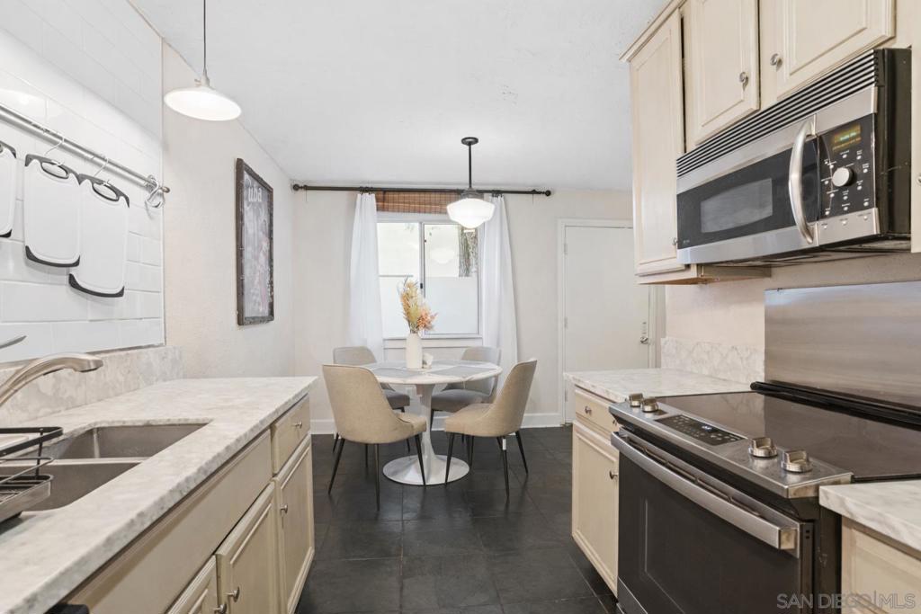 4261 49th Street - photo 5
