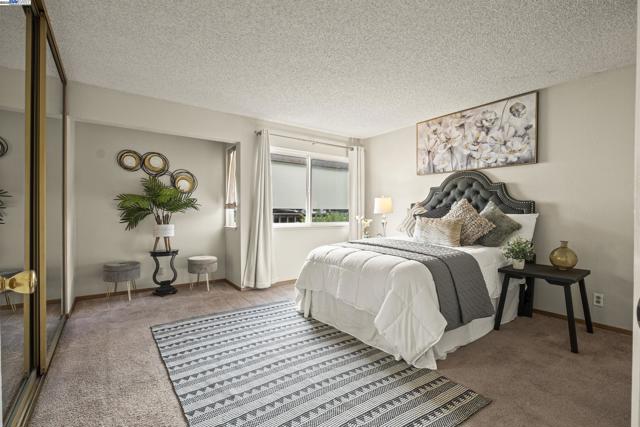 21071 Gary Dr, Hayward CA: https://media.crmls.org/mediaz/b8a4ee0f-f02c-484c-9e8f-6bd88950966f.jpg