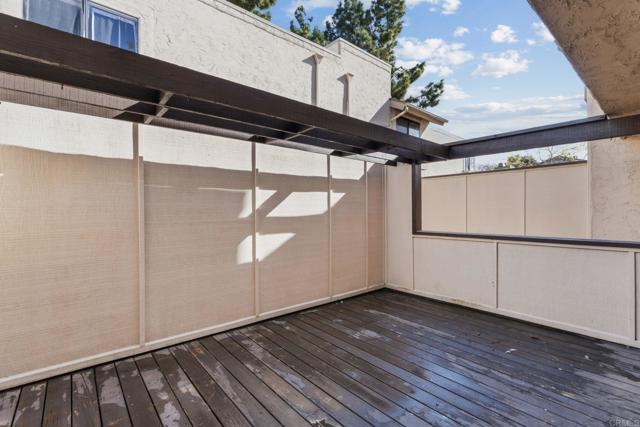 Detail Gallery Image 30 of 34 For 8427 via Mallorca #115,  La Jolla,  CA 92037 - 2 Beds | 2/1 Baths