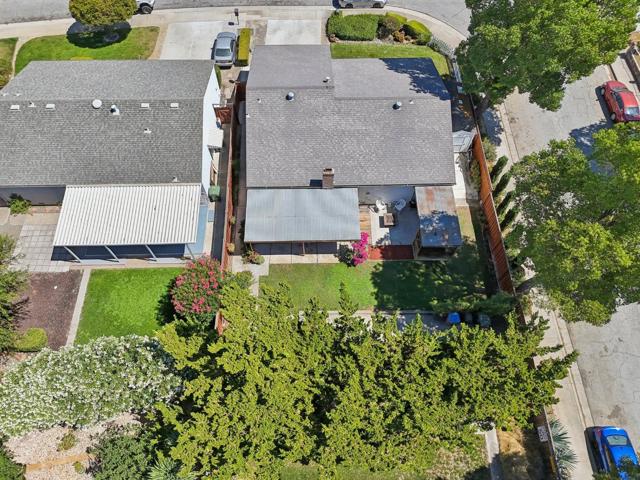 5195 Calicowood Place, San Jose CA: https://media.crmls.org/mediaz/b8a61bc1-d13c-44c6-a428-96054c3f5345.jpg