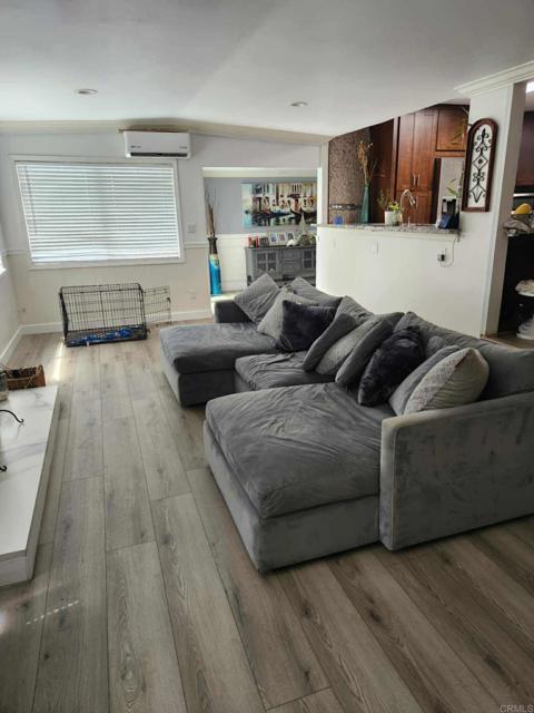 138 Shasta Street, Chula Vista CA: https://media.crmls.org/mediaz/b8a675eb-d8fe-4361-b985-86484f0d313e.jpg
