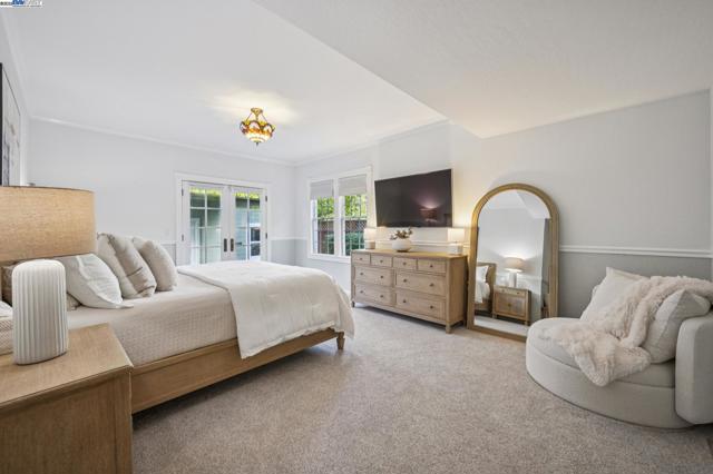 3801 Mohr Ave, Pleasanton CA: https://media.crmls.org/mediaz/b8a694e2-8c1b-445e-adef-44ee71c3ba18.jpg