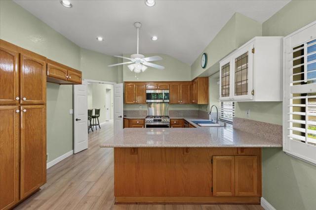 7886 Moorfoot Court, San Jose CA: https://media.crmls.org/mediaz/b8a71ee2-e92b-4578-a494-705d1b071bee.jpg