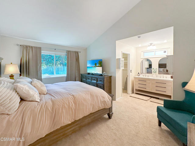 3002 Granville Avenue, Simi Valley CA: https://media.crmls.org/mediaz/b8a739cf-04ed-4f42-a5dd-b66401f11fd5.jpg