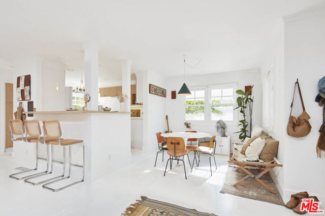 906 Nowita Place photo 7