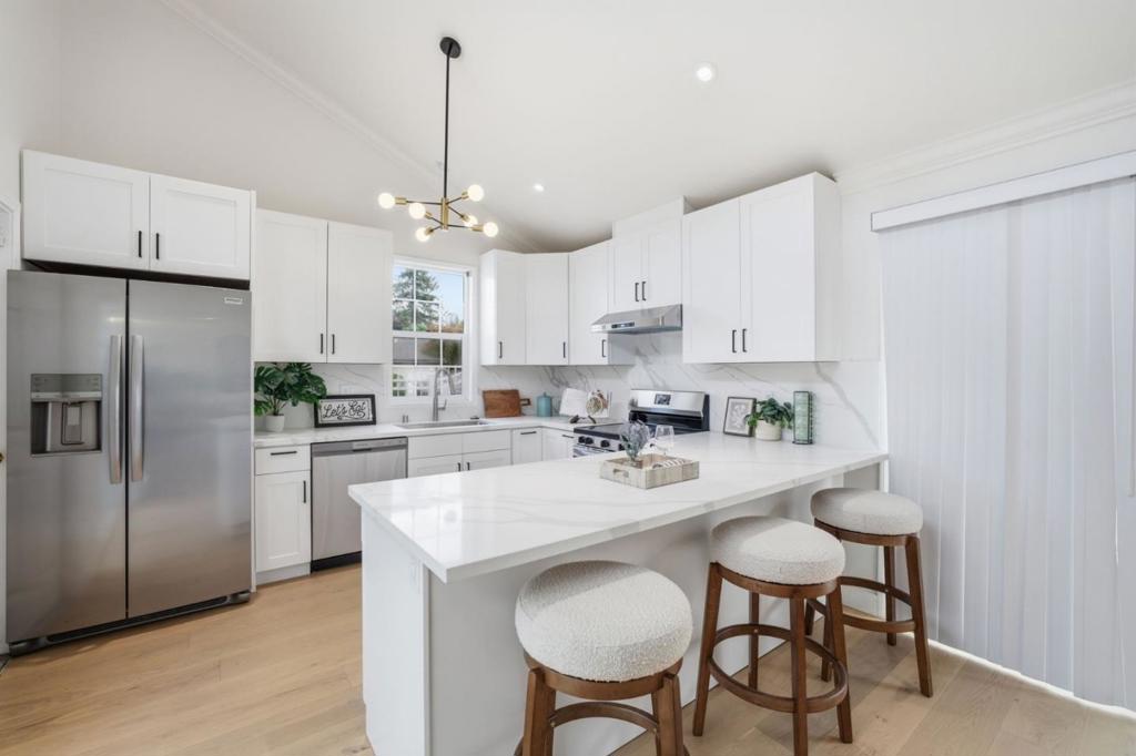 5353 Larch Grove Place