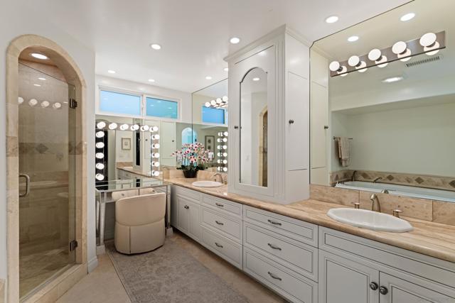 Image 31 of 45 For 8412 La Jolla Shores Dr