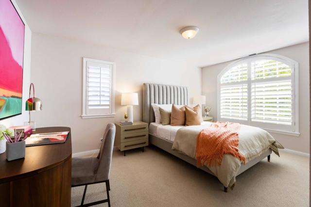 850 Arroyo Court, Palo Alto CA: https://media.crmls.org/mediaz/b8ab186e-1de2-40c1-8379-7761c85d6b74.jpg
