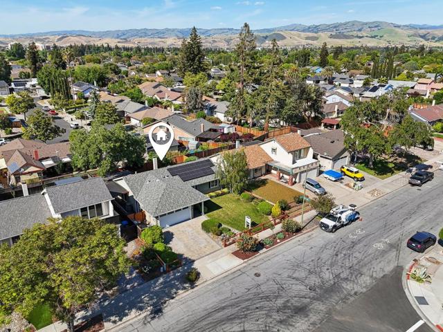 367 Curie Drive, San Jose CA: https://media.crmls.org/mediaz/b8ac4d97-f8e9-43ac-8b7d-7fc657d94d99.jpg